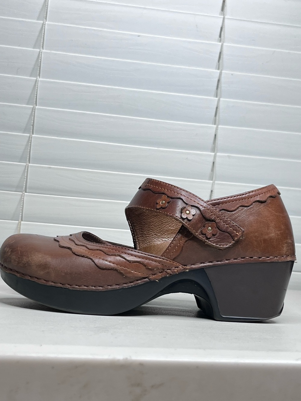 Dansko Harlow Sz 38 Leather Boho Floral Mary Jane Clogs - Picture 4 of 14